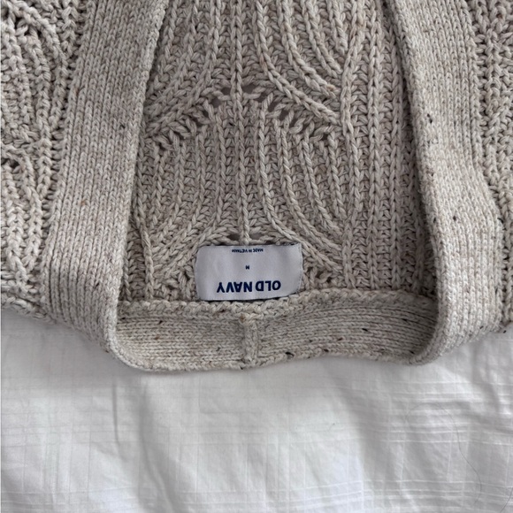 Old Navy Neutral Cream Cable Knit Button-Front Cardigan - Picture 3 of 3